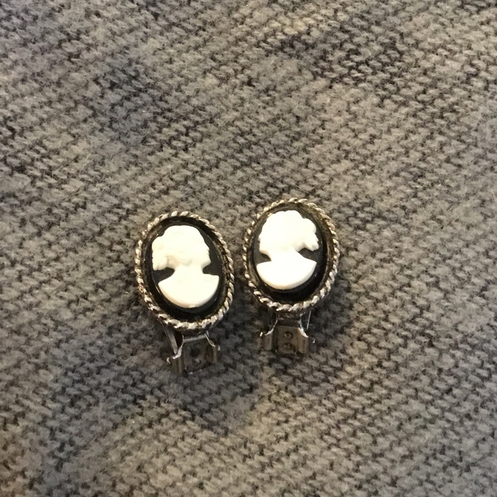 Vintage cameo clip on earrings